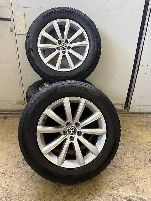 Volkswagen Pneumatici & Ruote complete: Vw Touareg Winterräder – Usato da Arbon venduto da Punt_31