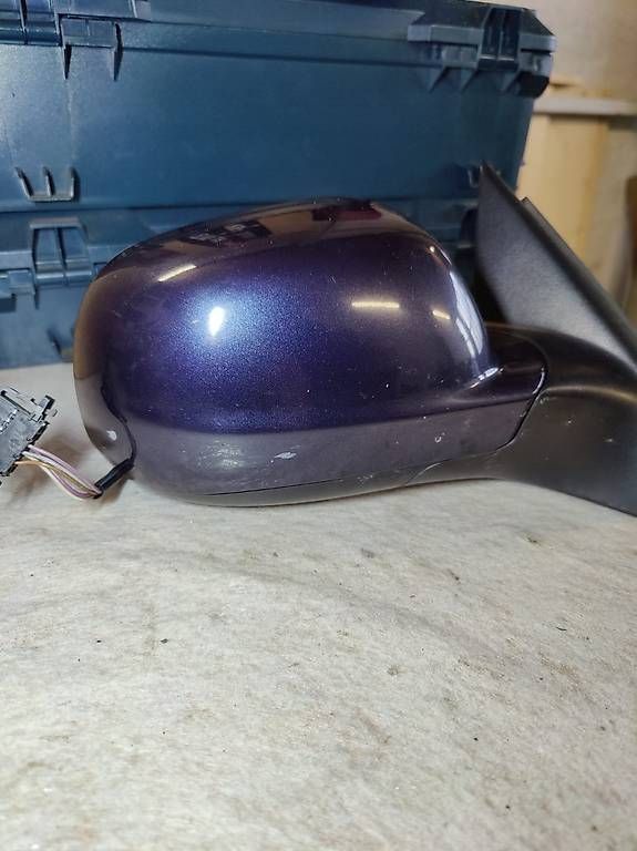 Tutti pezzi di ricambio auto: Seitenspiegel Passat 3B/B5 – Usato da Altdorf UR venduto da Gufler6460