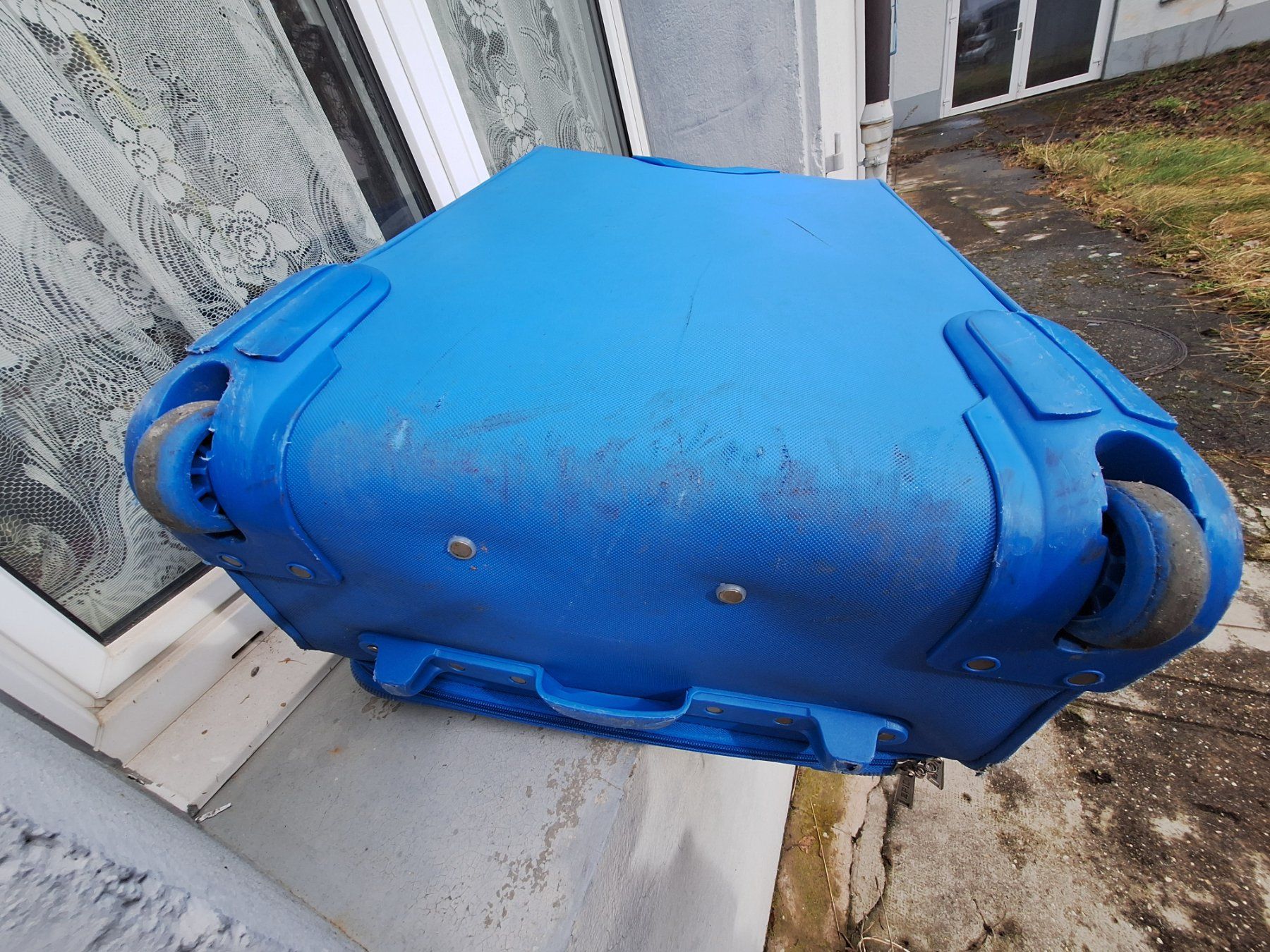 Valises de voyage: BLAUER EPIC ROLLKOFFER – D'occasion à Huttwil par Kunterbuntli 4