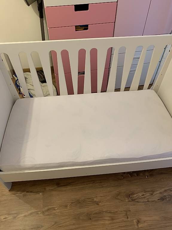 Letti: Babybett / Kinderbett – Usato da Bülach venduto da coc_8fs7 1