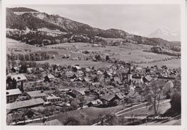 Oberdiessbach (BE) Dorfansicht mit Falkenfluh.