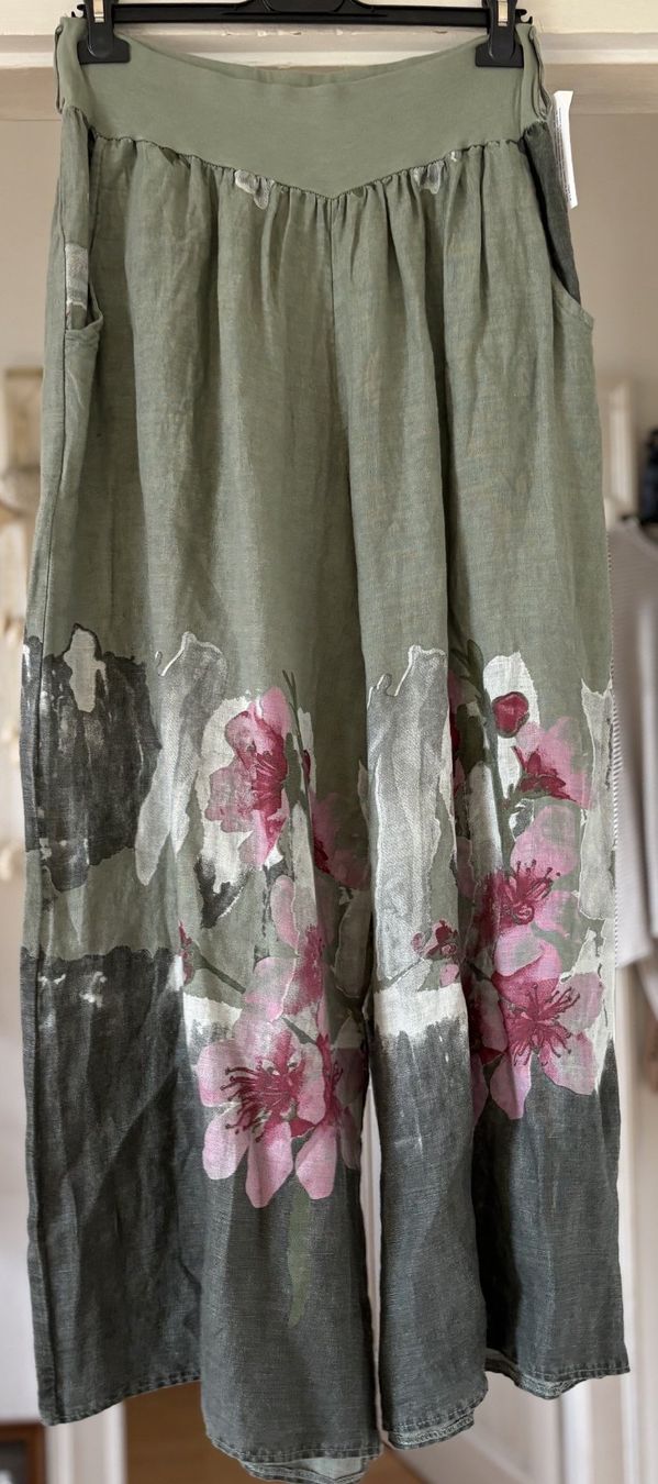 Pantaloni: PANTALONS EN LIN! M – Nuovo e nell'imballaggio originale da Locarno venduto da NicoNion