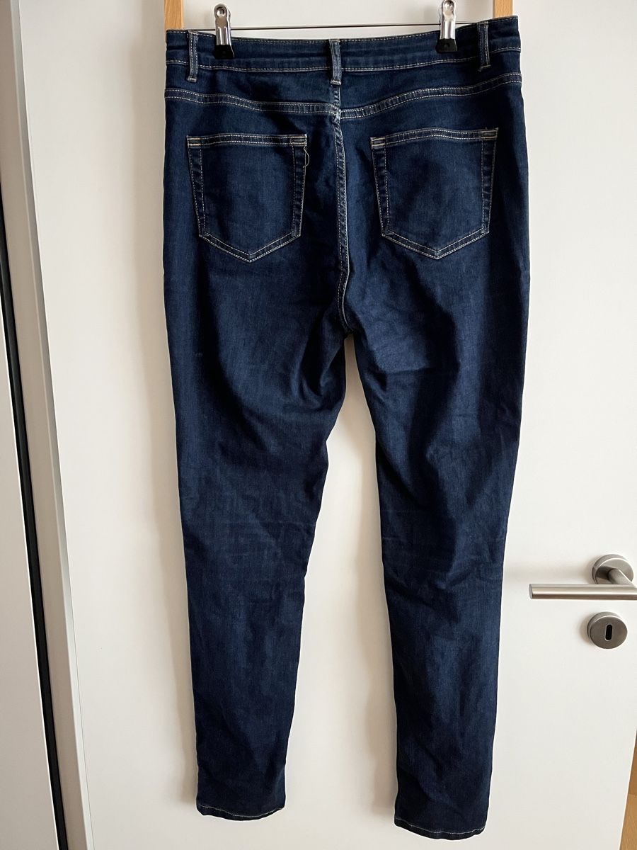 Promod Jeans: Dunkelblaue Stretch-Jeans | Bequem & Zeitlos – Usato da Zürich venduto da Lelillemore 2