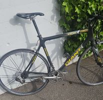 Kult-Rennvelo Giant TCR,  leicht Carbon- Rahmen