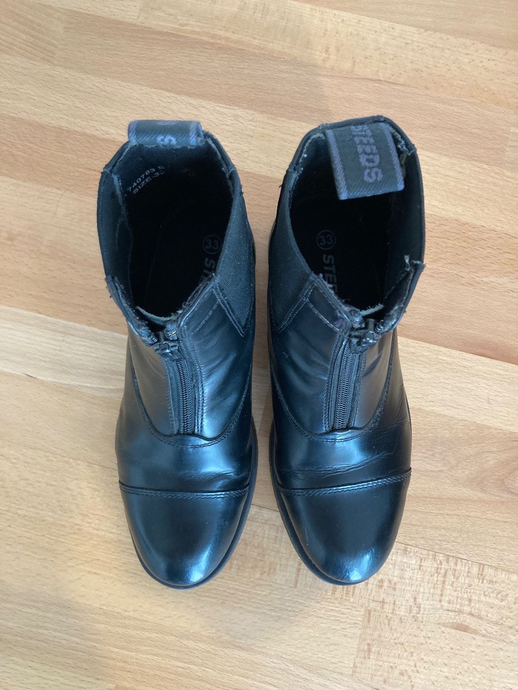 Schuhe für Mädchen: Steeds Kinder Leder Reitstiefeletten Gr. 33 – Gebraucht aus Schlatt ZH von yasi79 2