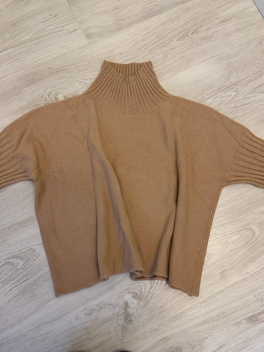 Pullover & Sweatshirts: Kontatto Pullunder – Gebraucht aus Wiesendangen von Jafani