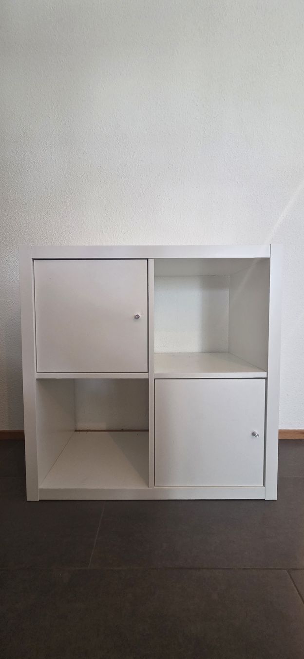 Regale: Regal Ikea kallax 4x4 – Gebraucht aus Luzern von Aloha_man 1
