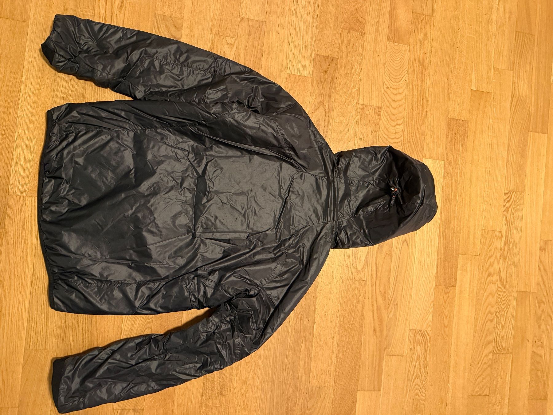 Peak Performance Jacken: Peak Performance Heli Jacke schwarz Grösse M – Gebraucht aus Zürich von ChrWal 1