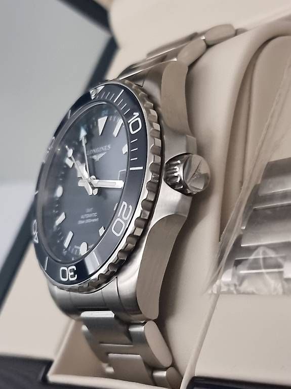 Longines Orologi: LONGINES HydroConquest GMT 41mm blau – Usato da Reinach AG venduto da Suzuki34 1