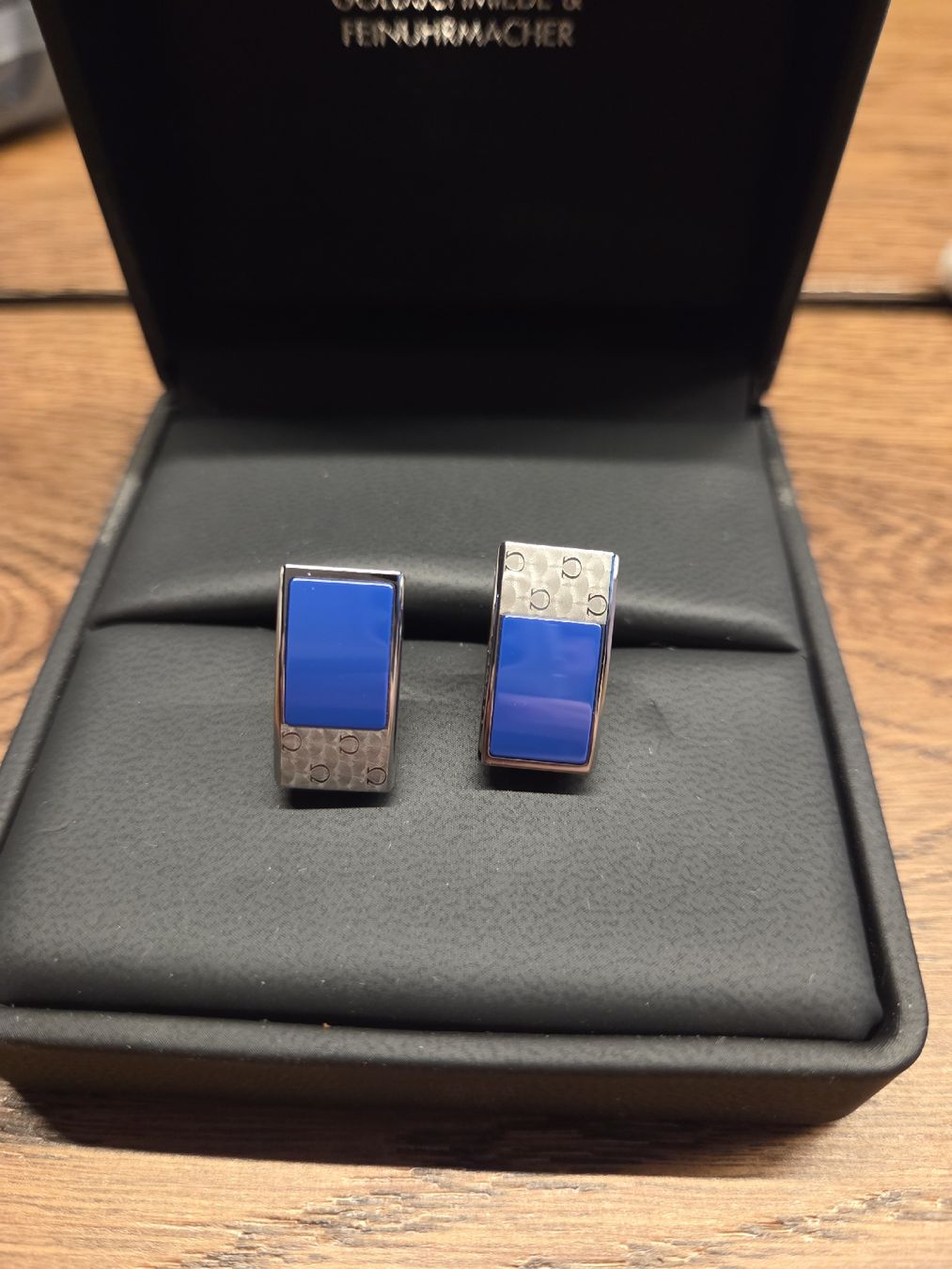 Omega Gemelli: Omega Manschettenknöpfe Edelstahl blau – Nuovo (secondo la descrizione) da Basel venduto da selinalivia 1