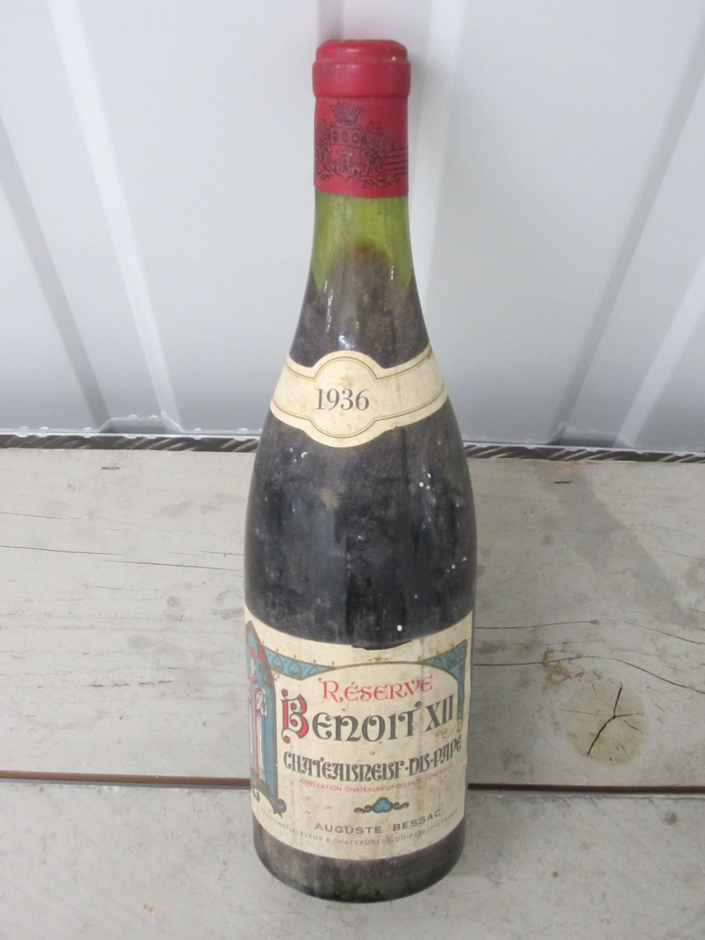 Wein: Rotwein CHATEAUNEUF DU PAPE  1936 – Gebraucht aus Bern von Nanuni