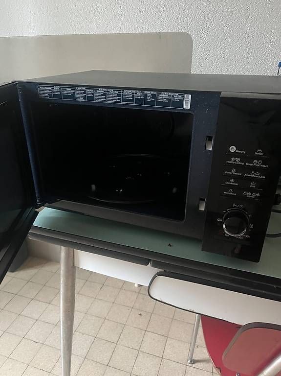 Forni: Samsung Mikriwellenofen – Usato da Niederwangen BE venduto da CHe_BE 2