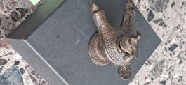 Antike 100 jährig Öllampe massivBronze Nepal Friendenstaube