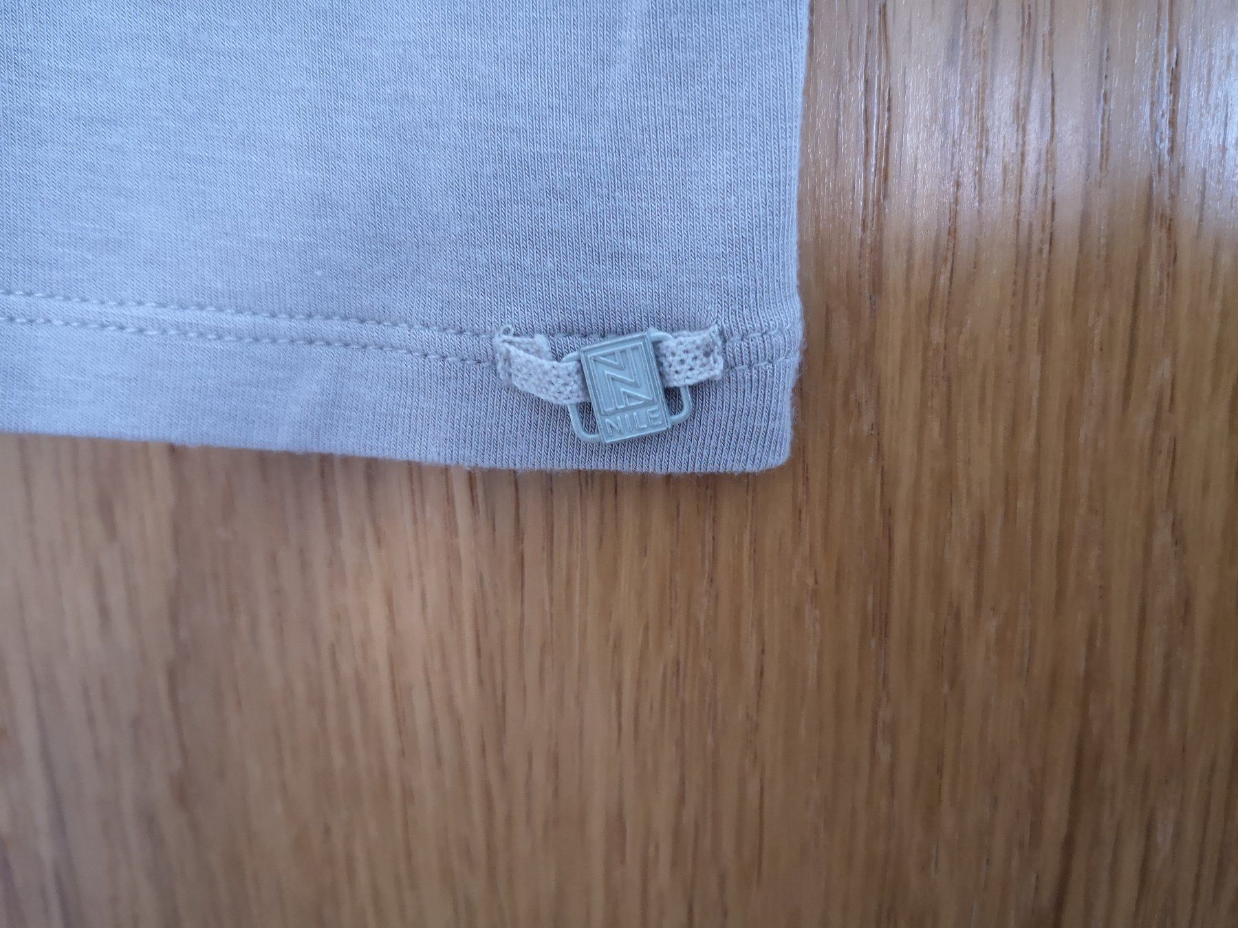 Nile T-Shirts: NILE T-Shirt Gr. S taupe – Neu (gemäss Beschreibung) aus Münsingen von Nik_und_Kat 3