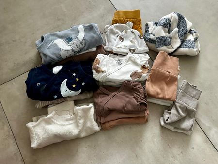 Babykleidung Komplettset, Grösse 50/56 sehr guter Zustand