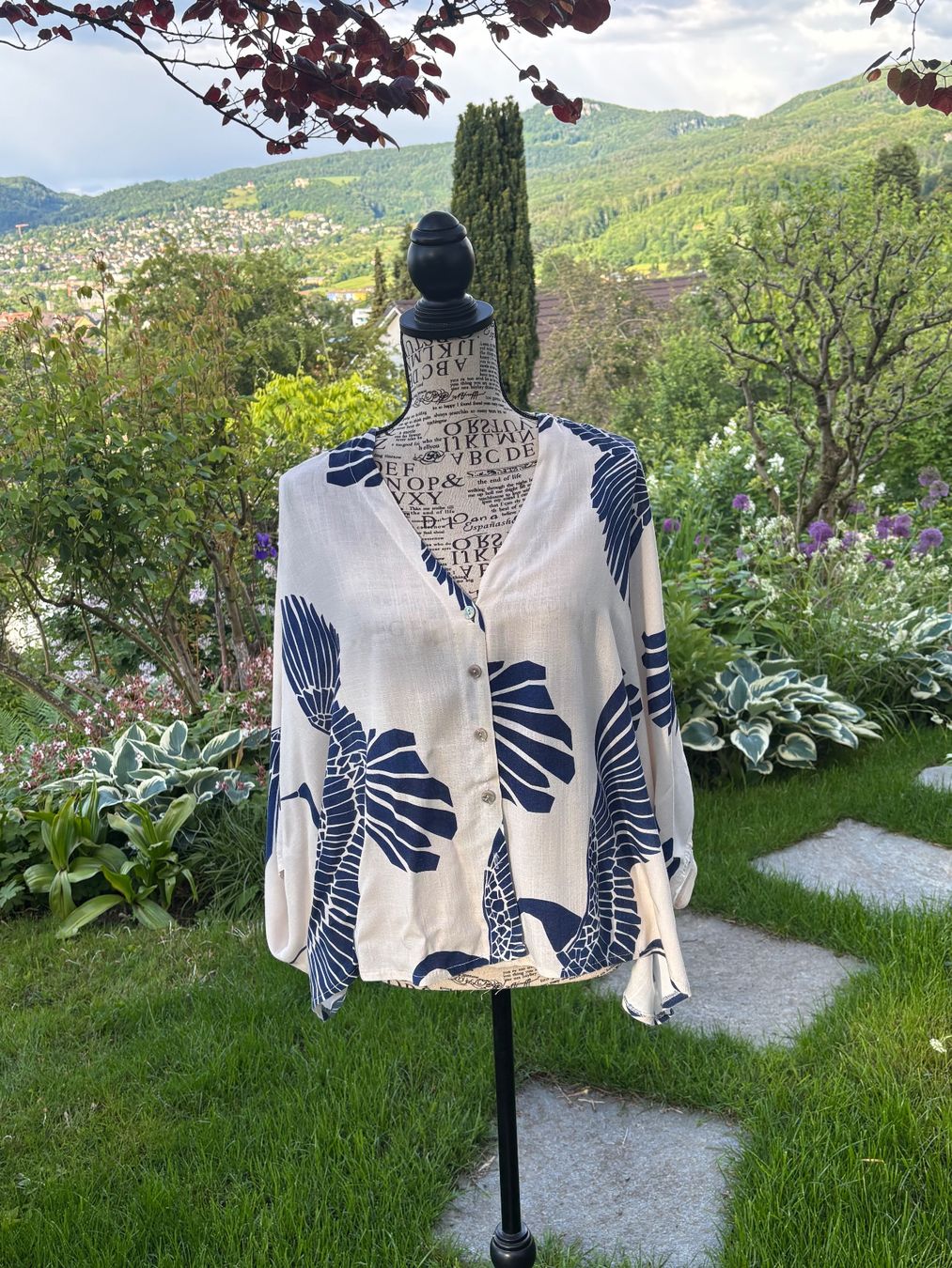 Camicette: Bluse Oversize M – Usato da Pfeffingen venduto da Dimitri1985 1