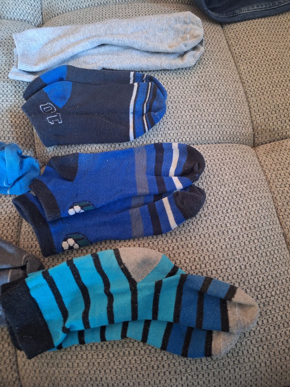 Socken: 12 Paar Socken 31- 34 – Gebraucht aus obfelden von claudia.horni 3