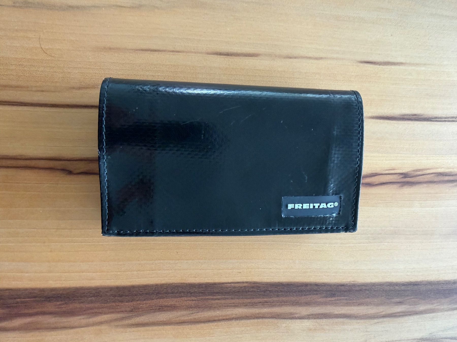 Freitag Brieftaschen: Freitag Portemonnaie schwarz – Gebraucht aus Liestal von KUBULI28