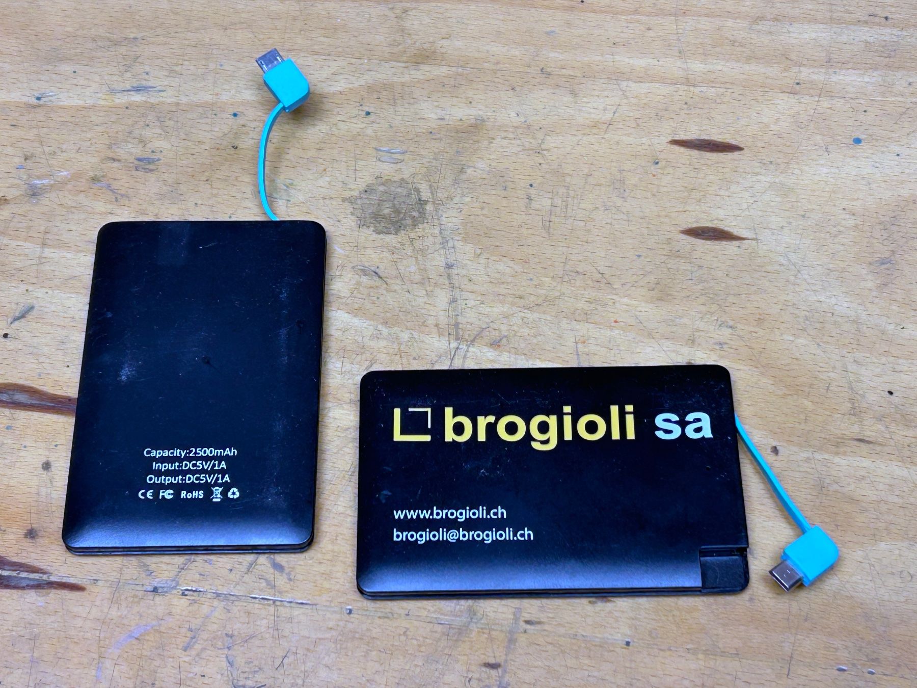 Akkus: 2 Powerbanks 2500mAh – Gebraucht aus Schaffhausen von ROCAMECANICA