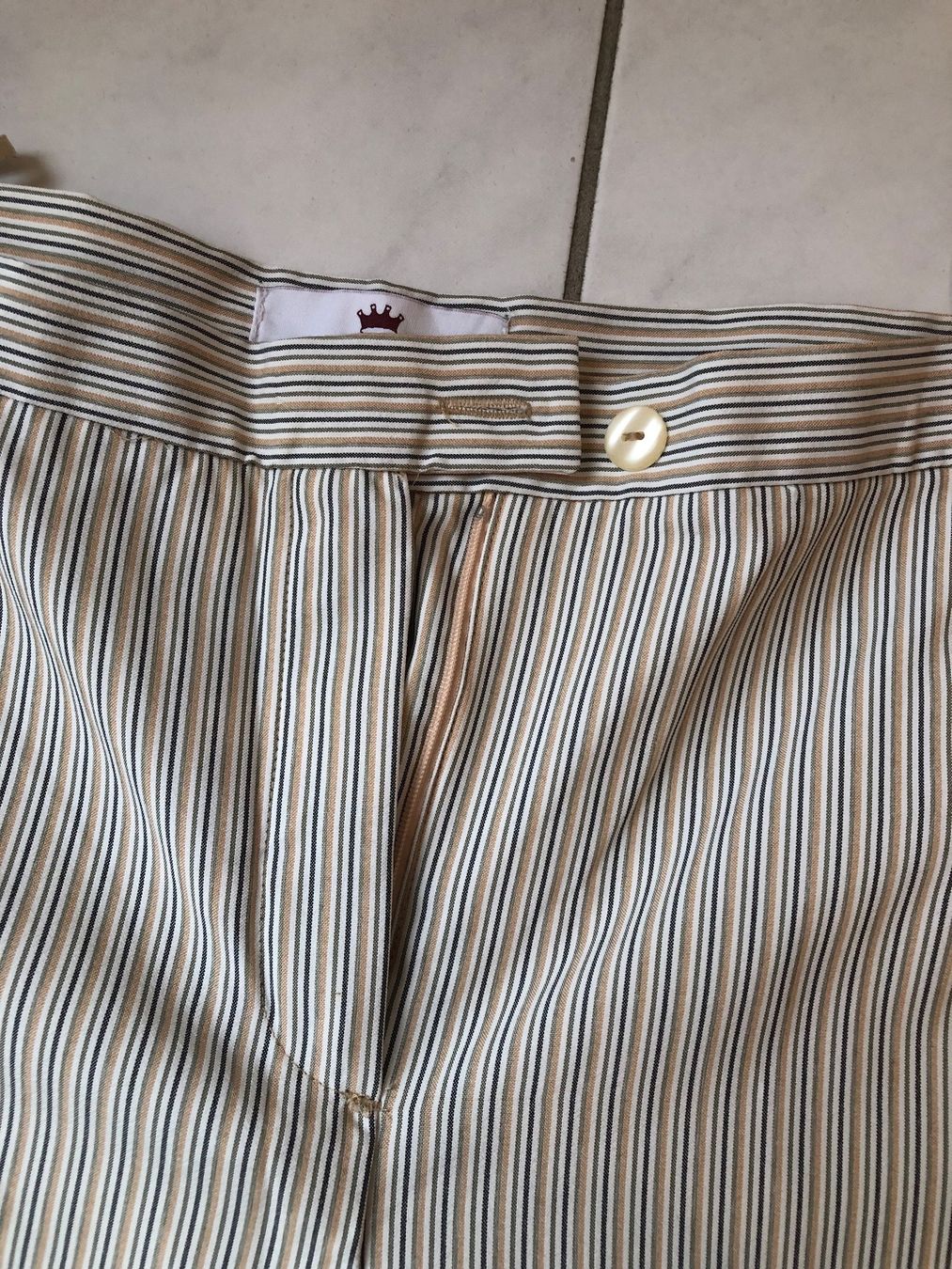 Pantaloni: 7/8 Hose Gr 48 – Usato da Zell ZH venduto da Guffos 2