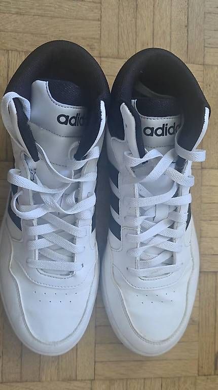 Herrenschuhe: Basketes  – Gebraucht aus Veyrier von car_6c5z