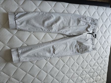 Bershka Herren Slim Jogger Fit, beige, Gr. M - Top Zustand!