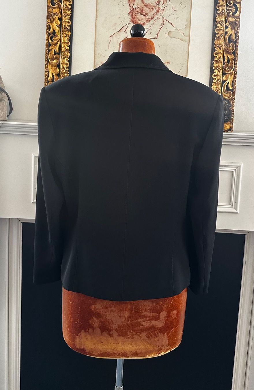 Max Mara Giacche: Max Mara Blazer Damen 42/44 – Usato da Liestal venduto da Ballybs 5