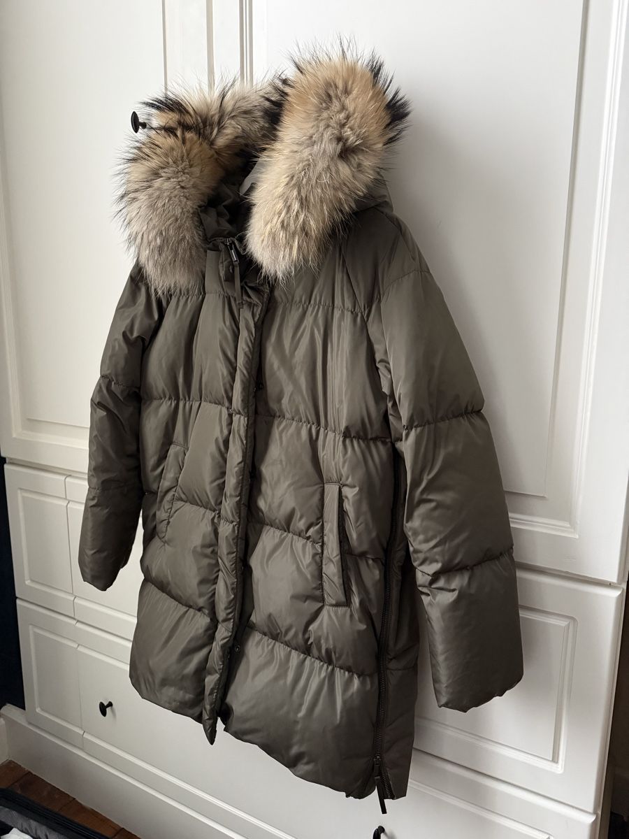 Max Mara Cappotti: Max Mara puffer coat in perfect condition – Nuovo (secondo la descrizione) da Zürich venduto da eve_m2gr