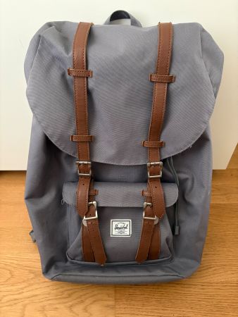 Herschel Schulrucksack – gebraucht