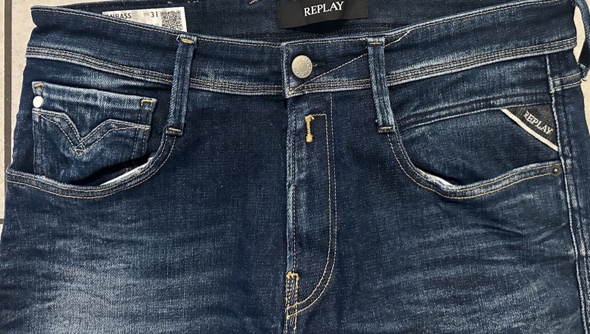 Replay Jeans: REPLAY SLIM FIT JEANS W31/L32 – Usato da Dornach venduto da aze_h6rq 2