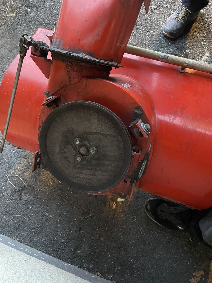 Universal Tutte le macchine: Universal Schneefräse – Usato da Chur venduto da fan_gh6f 4