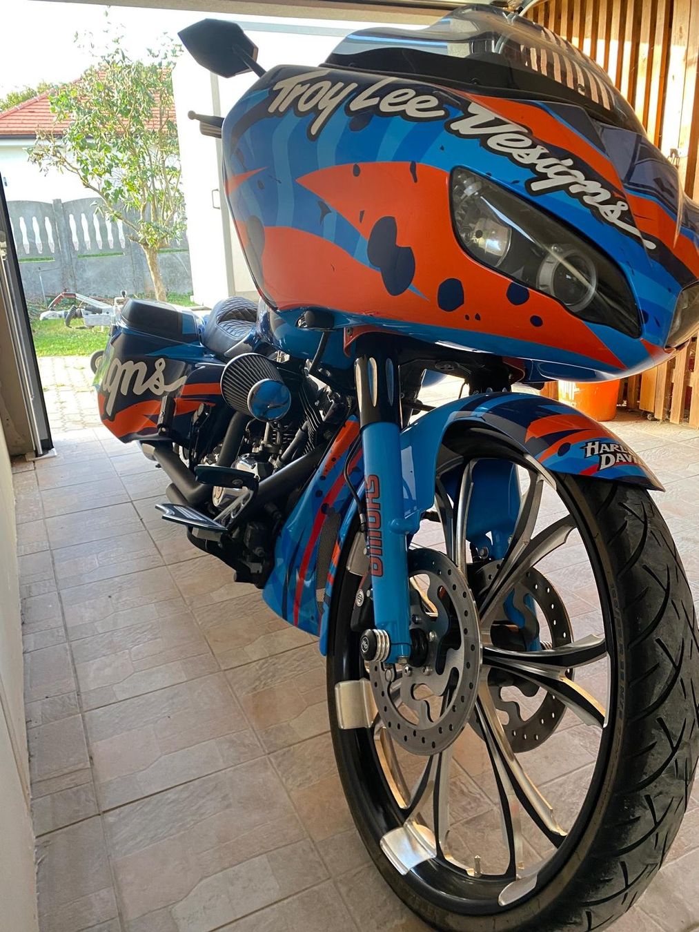Touring: HARLEY ROAD GLIDE CUSTOM BAGGER 1800 | EINZELSTÜCK – Usato da Tennwil venduto da Dabo_d 2