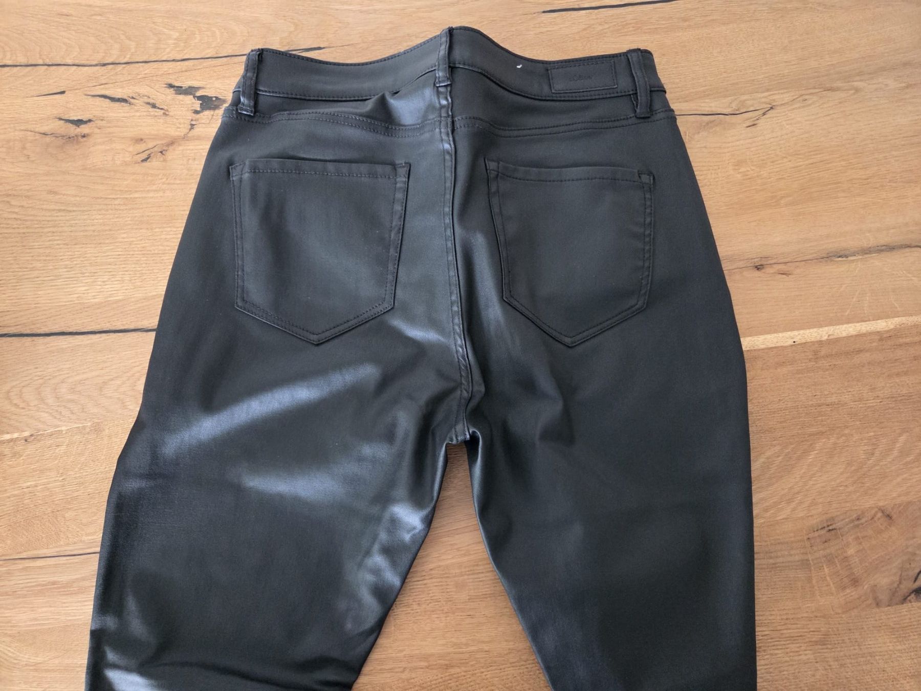 S.Oliver Pantaloni: Kunstlederhosen S.Oliver W42 L30 – Usato da Kloten venduto da Konfuzius7 2
