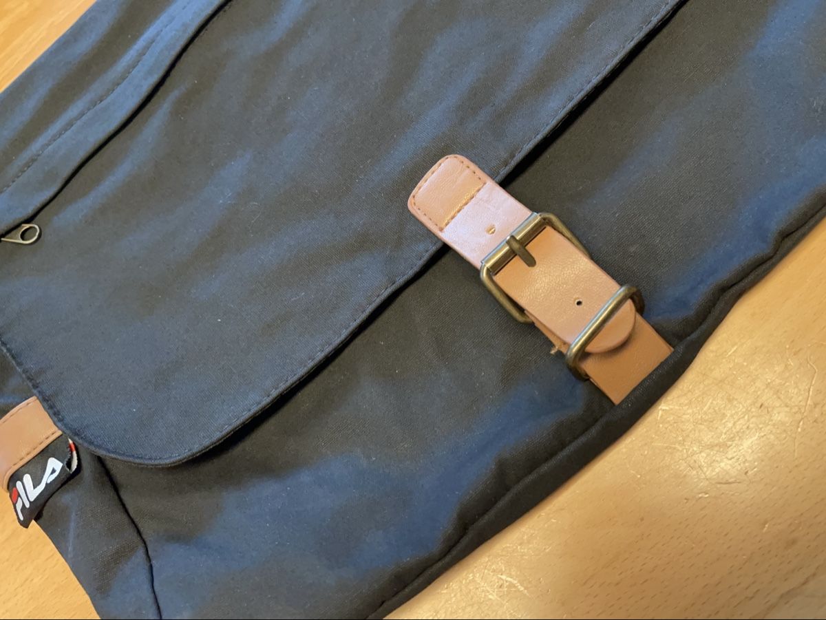 Fila Borse: FILA Freizeittasche schwarz – Usato da Spreitenbach venduto da R_1691 6