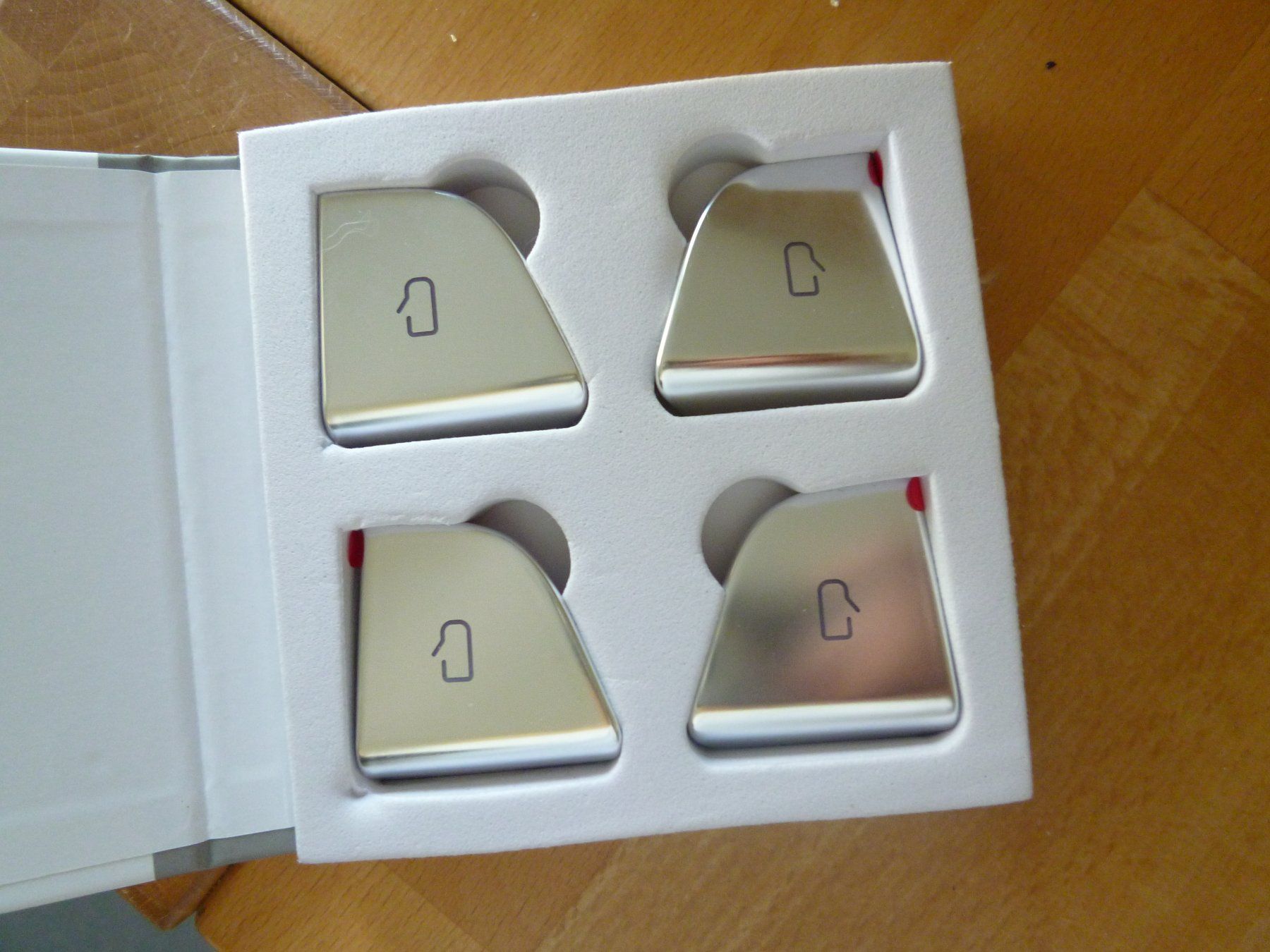 Aufkleber: Tesla Door Button Patch   model 3+ – Neu (gemäss Beschreibung) aus Dättlikon von Mamakuga 6