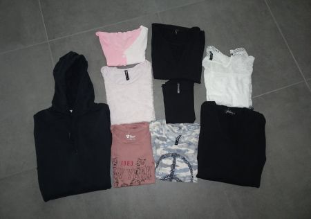 Kleiderset Pullover, T-Shirt, Langarmshirt - Grösse XS / S