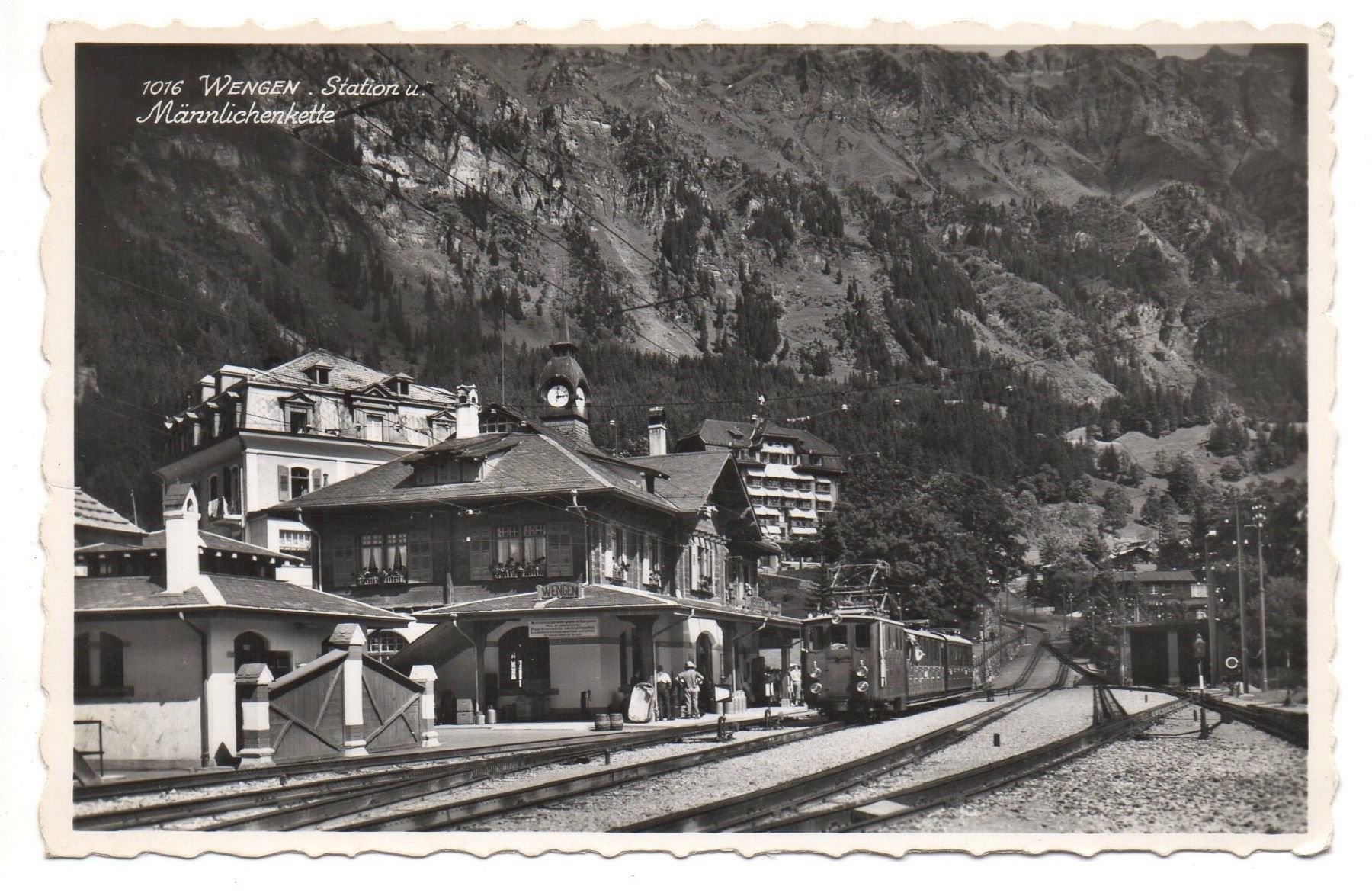 Cartoline postali: WENGEN Station - Bahnhof mit Bahn – Nuovo (secondo la descrizione) da Jona venduto da philajona