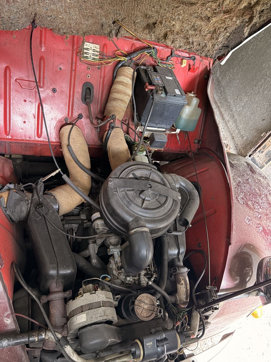 Citroën Automobili: Citroen 2CV Döschwo Ente – Usato da Degersheim venduto da Claas18 7