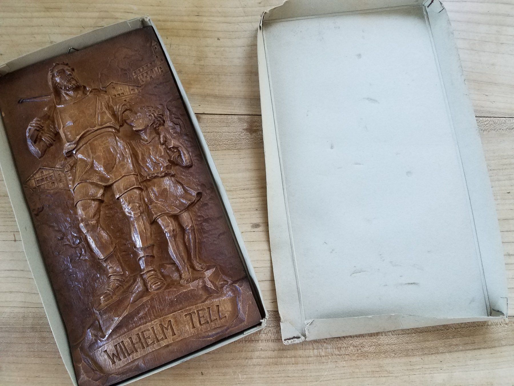 Poster & Bilder: Altes Wilhelm Tell Model Wandbild – Gebraucht aus Rorschacherberg von Marubium 1