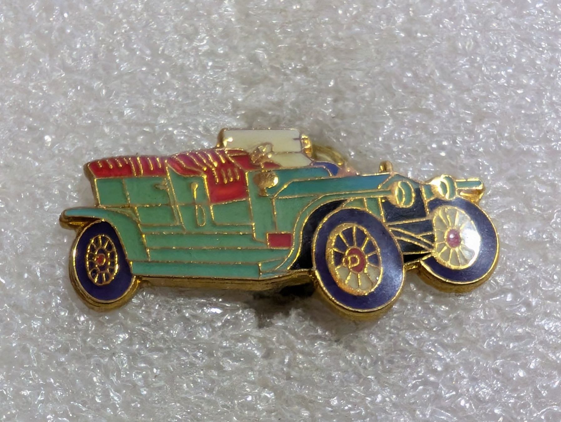 Placchette & Badge: Ansteckpin 217: Auto Oldtimer – Usato da Oppligen venduto da Pin-Fall-Shop