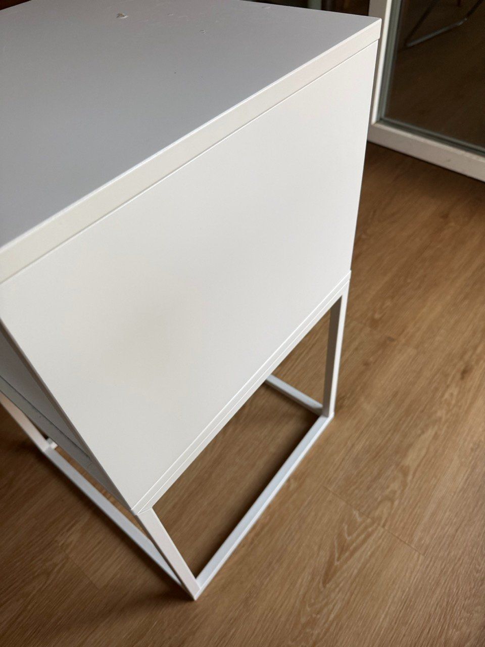Ikea Nachttische: IKEA NACHTISCH VIKHAMMER WEISS – Gebraucht aus Zürich von yptrn 5