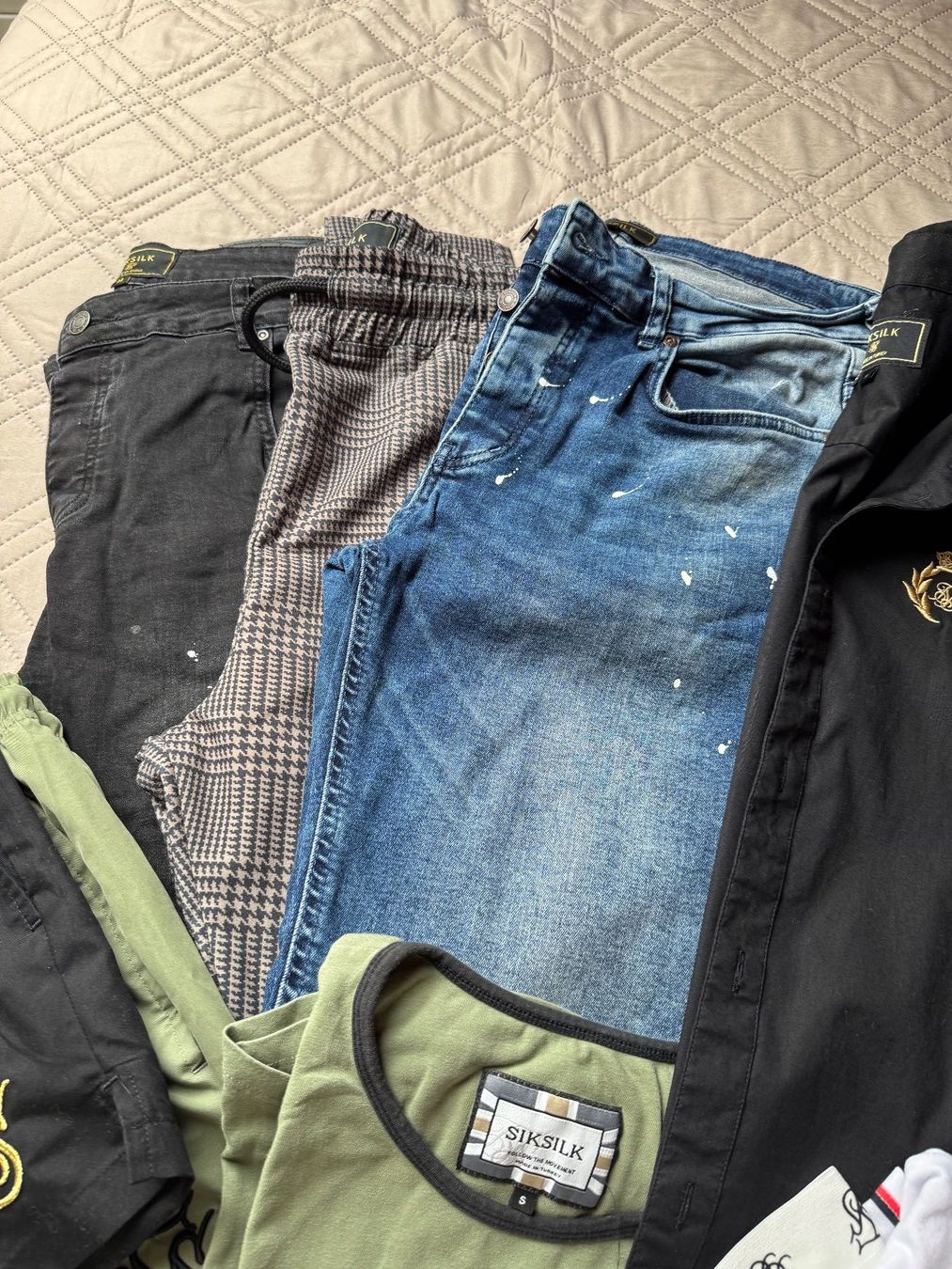 Siksilk Lotti & Set di vestiti: Siksilk-Paket Gr. S-M – Usato da Roggwil BE venduto da Himmubett 2