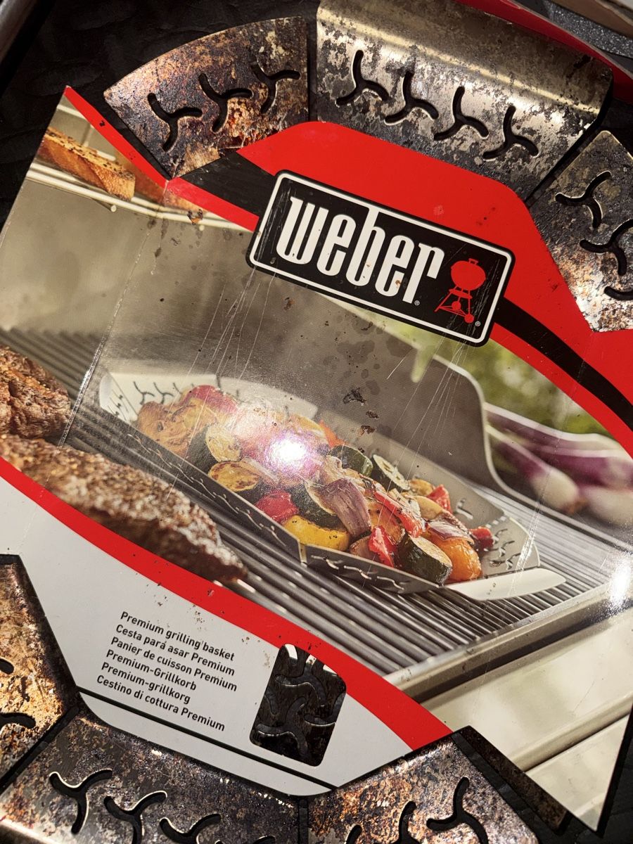 Weber Elettrodomestici da cucina: Weber grill set and pizza stone – Usato da Genolier venduto da fan_6jww 3