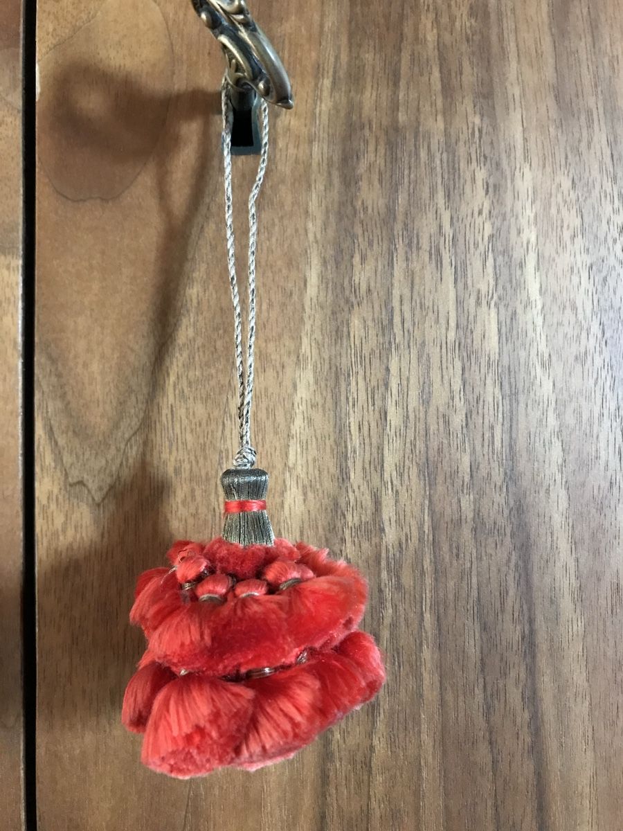 Tutte le decorazioni: Ancien pompon rouge – Usato da Villeneuve VD venduto da sim_q5hp 2