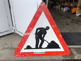 Strassenschild - cartello lavori stradali