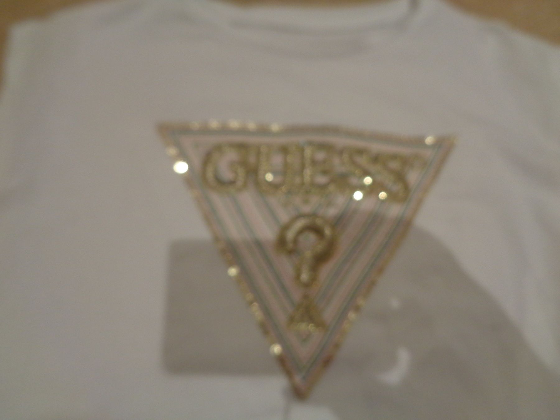Guess Camicette, T-shirt & Top: Guess neues Glitzer Shirt, 4J 104 – Nuovo (secondo la descrizione) da Klingnau venduto da Markus14 2