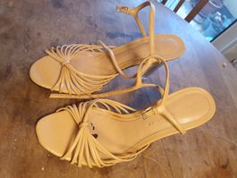 High Heels Zara Trafaluc Beige Grösse 38