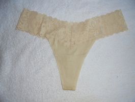 VICTORIA'S SECRET THONG, L, NEU