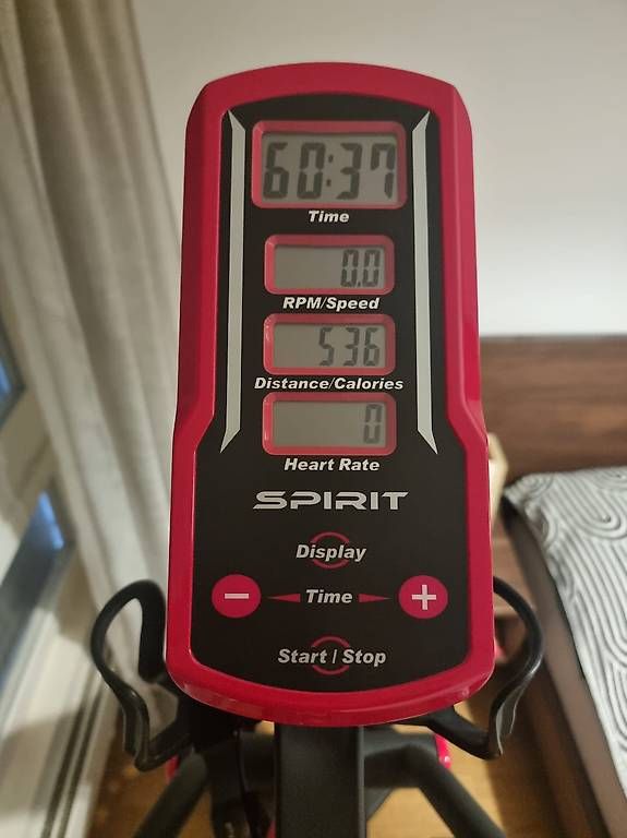 Hometrainer: Ellipsentrainer spirit E- Glide  – Usato da Luzern venduto da Valen-tino 4
