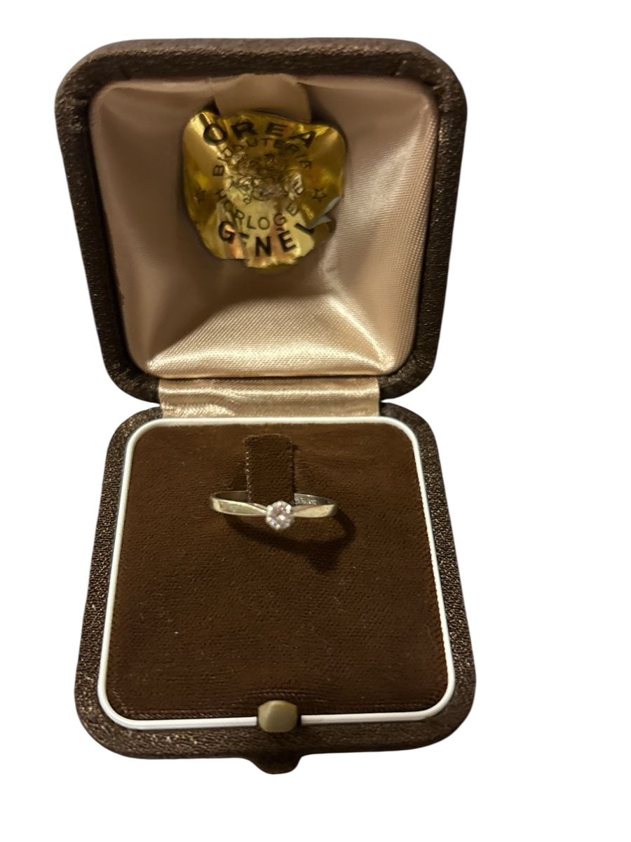 Ringe: Bague en or 750 avec diamant – Gebraucht aus Versoix von tem_f7yk